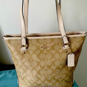 Coach tote